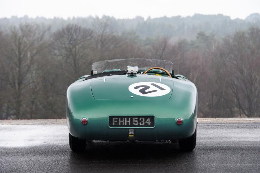  Aston Martin DB3 Spyder 1953 года  (фото 4 из 12)
